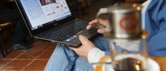 Romanii au facut 6 milioane de dolari, anul trecut, muncind pe internet. Cat de banoasa este activitatea de freelancer