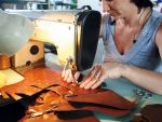 Bancile-mama au retras 5 mld. euro din Romania intr-un an si jumatate, incaltati cu chinezarii, ocupam locul 14 in topul exportatorilor de pantofi, iar Skype implineste astazi 10 ani