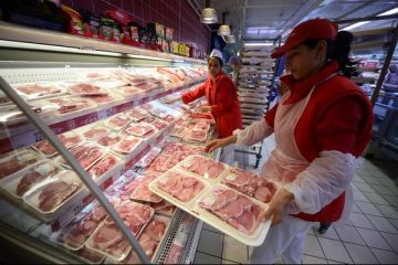 Vesti bune pentru economie. Cei mai mari consumatori de carne din lume vor porci si vite romanesti