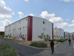 Ponta: Guvernul va sprijini primariile sa construiasca locuinte sociale