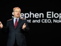 
	Miscarea anului in telecom. Stephen Elop se intoarce la Microsoft, dar ia cu el si divizia de telefoane mobile a Nokia, intr-o tranzactie de 5,44 mld. euro
