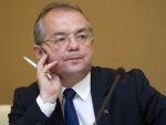 Boc cere Guvernului retragerea proiectului de lege despre Rosia Montana