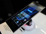 Samsung si Sony mai ingroapa un brand de top, fortandu-l sa paraseasca tara de origine, unde in urma cu zece ani era lider