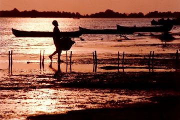 Sfarsit de vacanta la granita dintre Dunare si mare. Sulina, locul in care aerul cosmopolit al orasului se imbina cu salbaticia Deltei