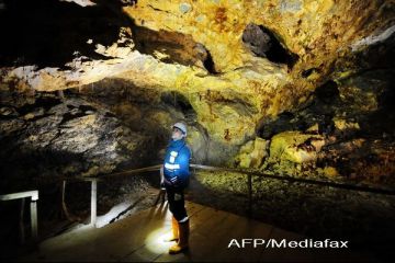 Actiunile Gabriel Resources continua sa scada pe bursa din Toronto. Ponta: Consecinta negativa a stoparii proiectului este stergerea judetului Alba de pe harta economica