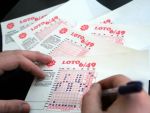 Marele premiu la Loto 6/49, de peste 2,5 milioane de euro, a fost castigat