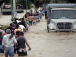 Bilantul victimelor provocate de furtunile tropicale in Mexic se ridica la 80 de morti