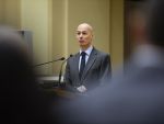 Viceguvernatorul Olteanu, comentariu la declaratiile lui Basescu : Daca CA va decide sa cumpere aur, BNR va trebui sa aleaga cel mai mic pret din piata