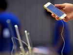 Apple a inceput vanzarea noilor modele iPhone. Analistii anticipeaza vanzari record