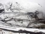 Autoturisme blocate pe Transfagarasan, din cauza zapezii