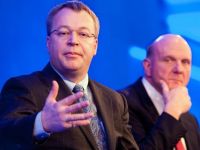 A vandut Nokia pentru 18,8 mil. euro. Stephen Elop a primit, pentru tranzactia cu Microsoft, cate un milion de euro pentru fiecare miliard pierdut de companie sub conducerea sa