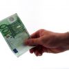 Camatarie cu acte . Pretul platit pentru un imprumut rapid, fara conditii si doar cu buletinul