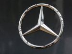 Producatorul german Daimler a contractat o linie de credit de 9 miliarde euro de la 40 de banci