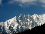 Ninsoare si vant puternic in Masivul Bucegi, salvamontisii recomanda turistilor sa nu urce pe munte