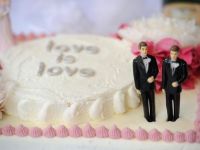 Statele din Golf vor testa calatorii pentru a depista homosexualii