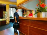 Proiect: Din 2014, taxa hoteliera ar putea scadea la 1% in Capitala