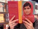Premiul Saharov, decernat adolescentei pakistaneze Malala Yousafza