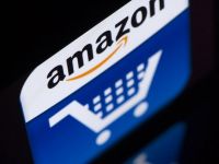 
	Angajatii Amazon.com din Germania protesteaza la Seattle, la sediul companiei. Vor salarii mai mari si conditii de munca mai bune&nbsp;
