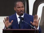 Jamie Foxx, in rolul lui Martin Luther King Jr, intr-un film biografic regizat de Oliver Stone