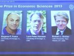 Trei profesori americani au primit Nobelul pentru economie, pentru studierea pietelor financiare. Ei au pus bazele explicarii evolutiei preturilor activelor