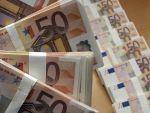 Bancherii incep sa scada dobanzile, de teama ca raman fara clienti, cum arata scolile in care invata copiii oamenilor de afaceri, pe zeci de mii de euro si Google mai da o lovitura