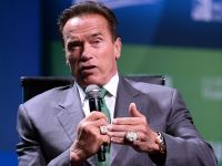 
	Arnold Schwarzenegger, platit cu 3 mil. dolari pentru o reclama la bere

