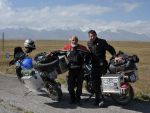 Doi romani au calatorit cu motocicletele prin Asia, cu buget redus, timp de 70 de zile