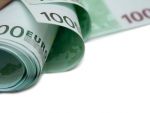 Leul a castigat un ban in fata euro. Cursul BNR a coborat la 4,4370 lei/euro