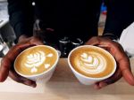 Poezia capata putere monetara: cafea, cumparata cu versuri, in 80 de cafenele din tara