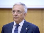 Banca centrala a redus dobanda cheie cu 0,25 puncte procentuale, la minimul istoric de 4% pe an. Isarescu: BNR mai are ceva loc de scadere