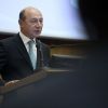 Basescu: Rog Guvernul sa ia in calcul renegocierea cu FMI si BM. A fost o negociere proasta. Ponta: Ma lipsesc de expertiza lui Basescu
