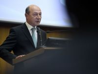
	Basescu: Nu are legatura ancheta DNA cu terenul achizionat de fiica mea
