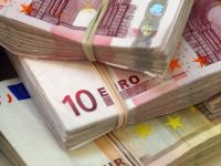 3.000 de euro au fost furati, in Italia, dintr-o casa de bani automata cu ajutorul unui aspirator