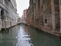 
	Google Maps ofera, incepand de joi, plimbari Street View prin Venetia
