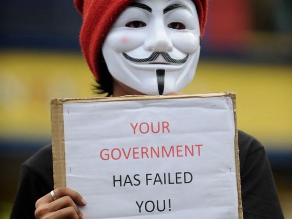 Terorismul mileniului III: Hackeri din grupul Anonymous acceseaza de un an sistemele unor agentii guvernamentale