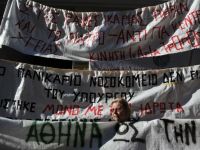 
	Medicii si angajatii universitatilor din Grecia, in greva
