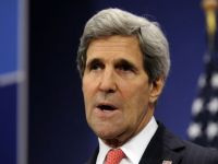 John Kerry a sosit la Bagdad