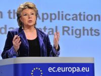 Viviane Reding nu va participa la JO de la Soci, din cauza politicilor discriminatorii ale lui Vladimir Putin