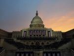 Washingtonul da lectii Europei si Asiei, pentru combaterea crizei. SUA vor avea crestere economica mai mare decat se asteptau
