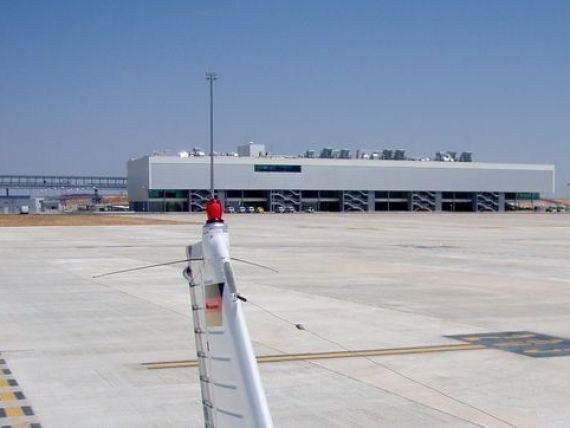 Simbolul exceselor din anii de boom economic. Spania vinde cu 100 mil. euro aeroportul fantoma , in stare impecabila, pentru care a cheltuit 1 mld. euro