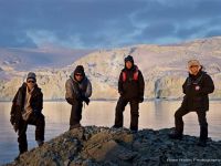 Metallica a sustinut un concert silentios in Antarctica, in fata a 100 de fani