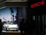 Porsche plateste bonusuri de pana la 9.000 euro angajatilor, in timp ce Volkswagen, compania mama, face concedieri