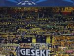 Un fost fotbalist de la Borussia Dortmund analizeaza sistemul bancar romanesc, facultatile care iti ofera la absolvire diploma de angajare si consignatiile, noul trend in industria luxului