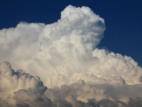 Cand tehnologia ajunge la nori. Revolutia Cloud Computing. O scurta istorie a solutiilor de stocare a informatiilor (VII)