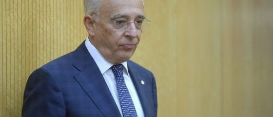 Isarescu: Locurile de munca ajuta economia. Sa le stimulam mai bine, joburile sunt o problema serioasa, la fel si migratia