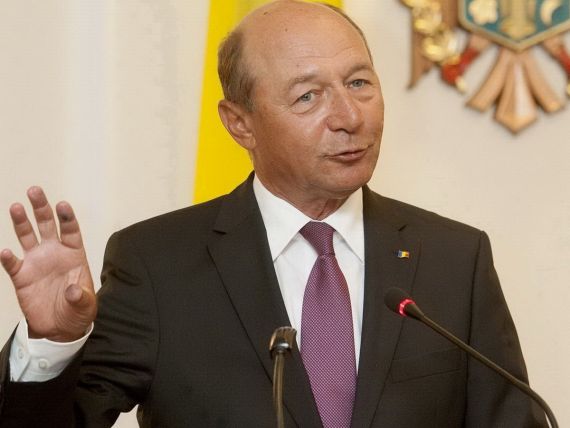 Presedintele Basescu a promulgat modificarea Legii referendumului