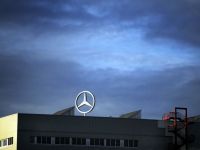 
	Mercedes-Benz mareste programul de lucru in 2014, pentru a satisface cererea pentru noile modele
