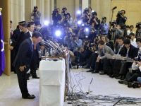 
	Guvernatorul din Tokyo a demisionat pe fondul unui scandal financiar
