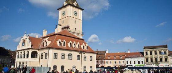 Primariile din Brasov si Oradea au rating BBB-, cu perspectiva stabila, de la Fitch