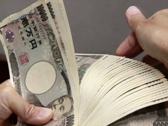 Japonia adopta un buget record, de aproape un trilion de dolari, pentru reducerea datoriei de stat de 220% din PIB, cea mai ridicata din lume
